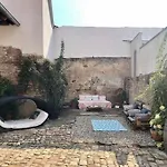 Maison De Gres Holiday home