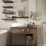 Maison De Gres *