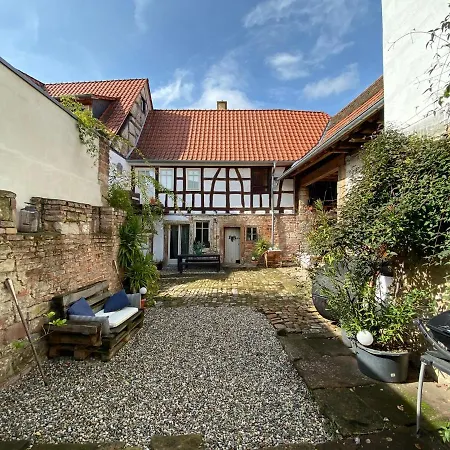 Semesterbostad Maison De Gres